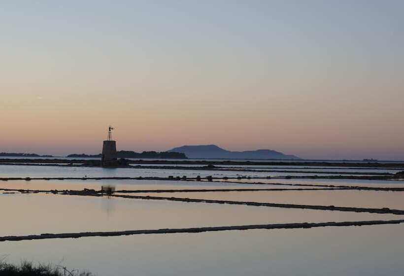 بنسيون Relais Lo Stagnone