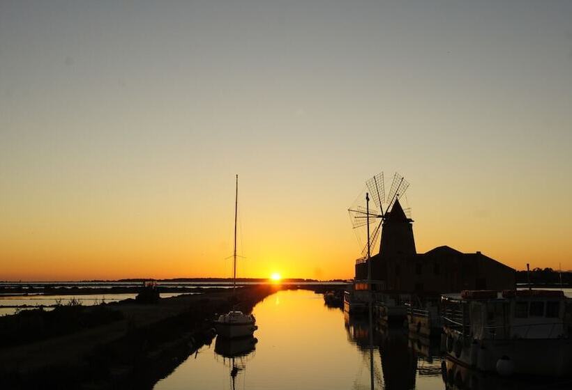 بنسيون Relais Lo Stagnone