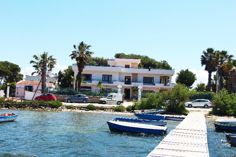 بنسيون Relais Lo Stagnone