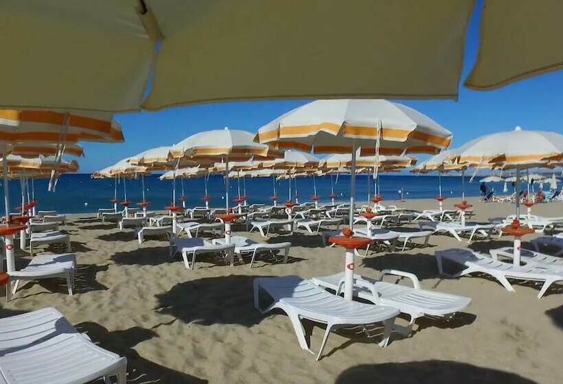 إقامة Capo Rizzuto Resort