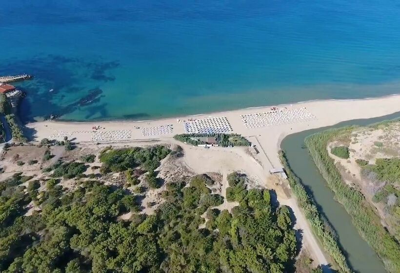 إقامة Capo Rizzuto Resort