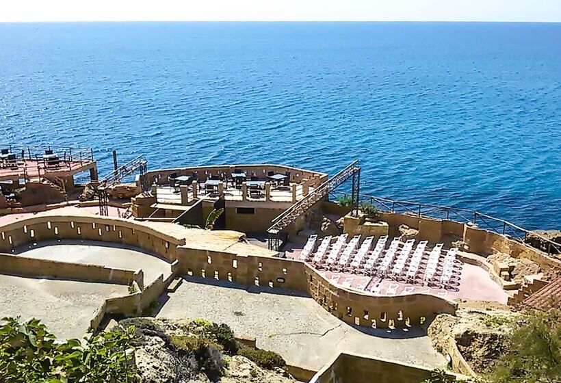 إقامة Capo Rizzuto Resort