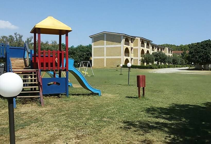 إقامة Capo Rizzuto Resort