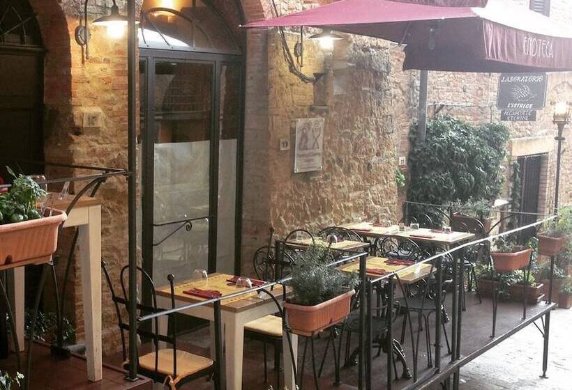 Albergodiffusovolterra