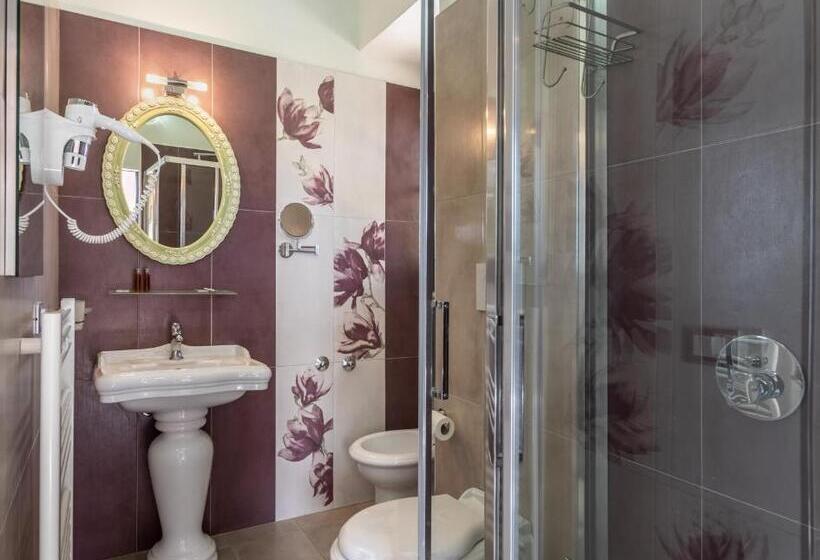 ベッドアンドブレックファースト Villa Nicolaci   Liberty Suites