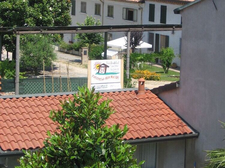 مبيت وإفطار Casa Cortesi