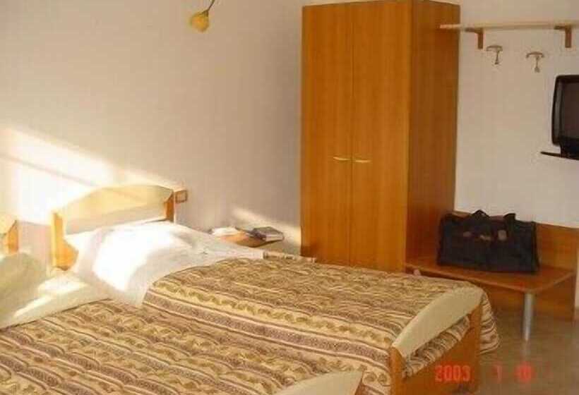 مبيت وإفطار Casa Cortesi