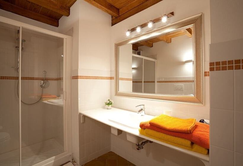 مبيت وإفطار Casa Di Arola