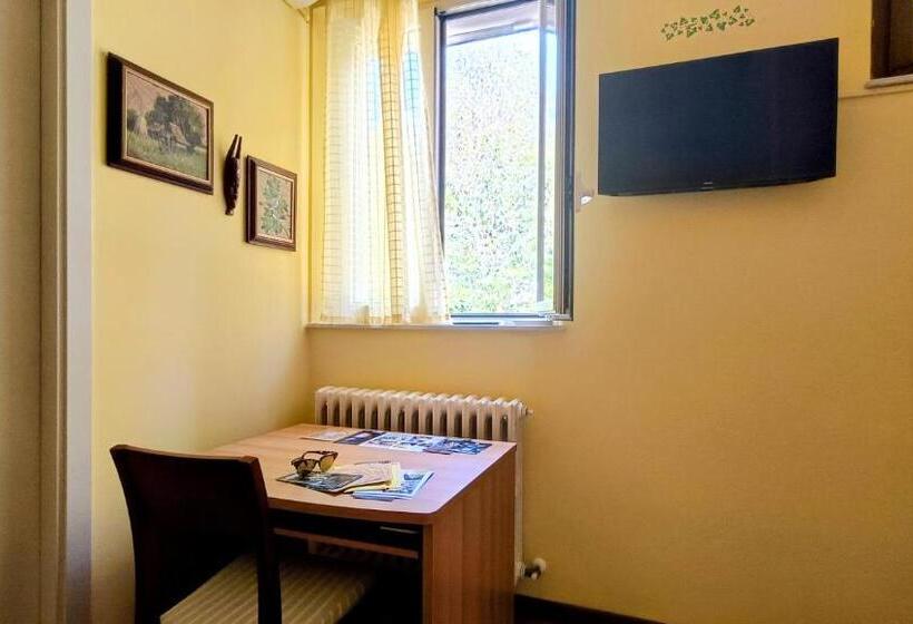 مبيت وإفطار Edera Rooms And Apartment
