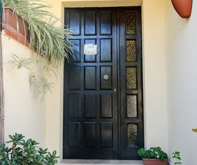 住宿加早餐  Il Mirto Bianco