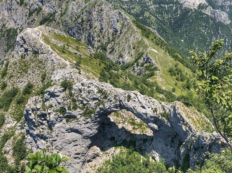 مبيت وإفطار Villa Belvedere