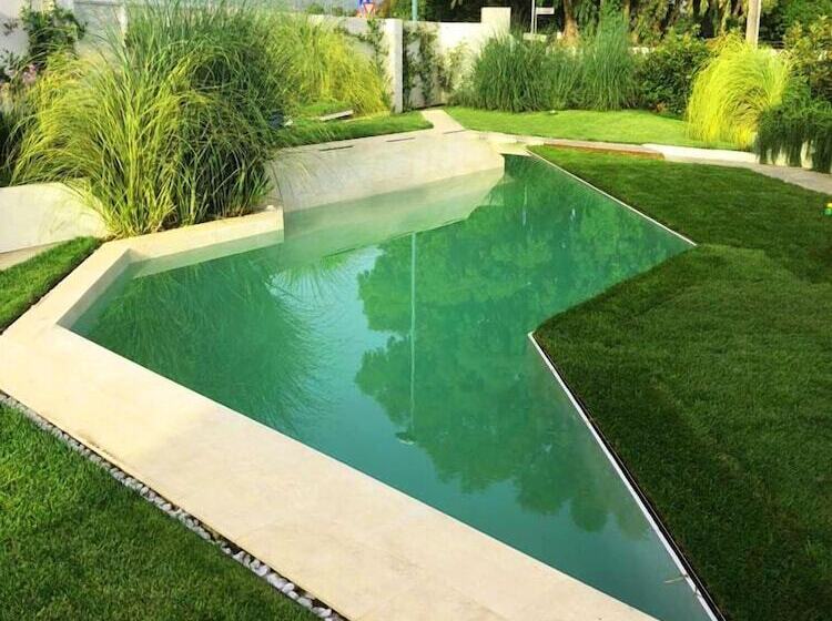 مبيت وإفطار Villa Vi