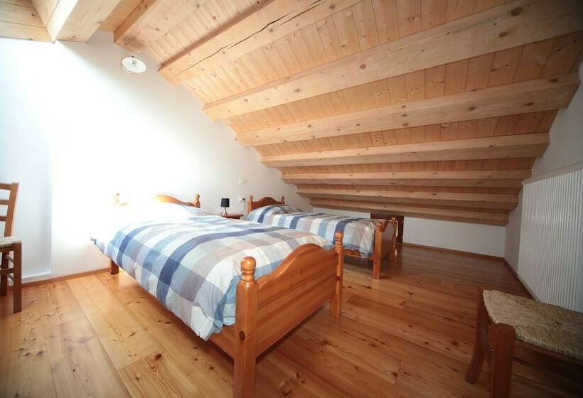 簡易ホテル Albergo Diffuso Valcellina E Val Vajont In Erto