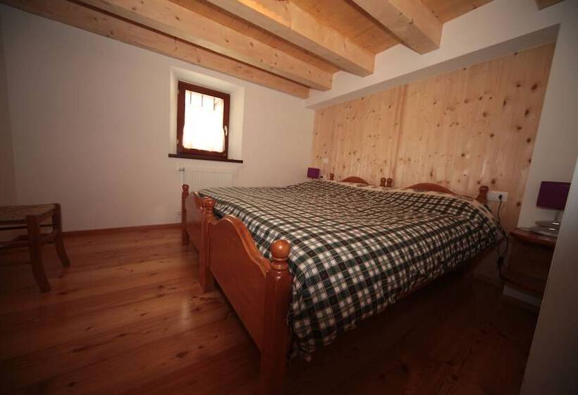 簡易ホテル Albergo Diffuso Valcellina E Val Vajont In Erto