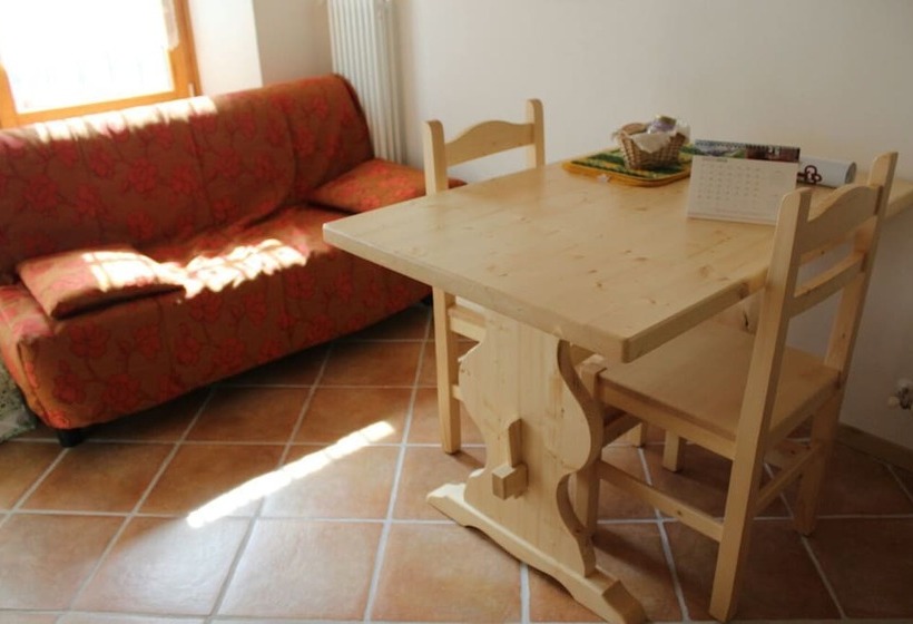 簡易ホテル Albergo Diffuso Valcellina E Val Vajont In Erto