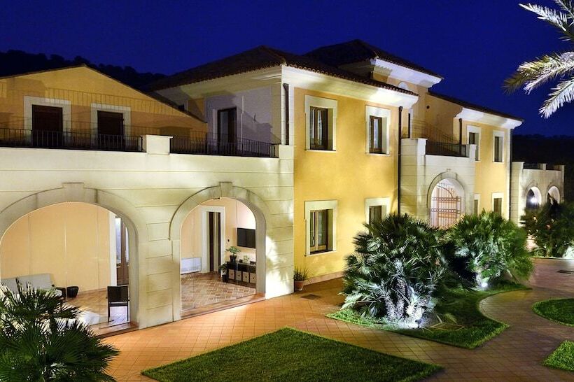 簡易ホテル Baglio Caruana Cantina & Relais