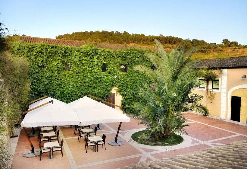 簡易ホテル Baglio Caruana Cantina & Relais