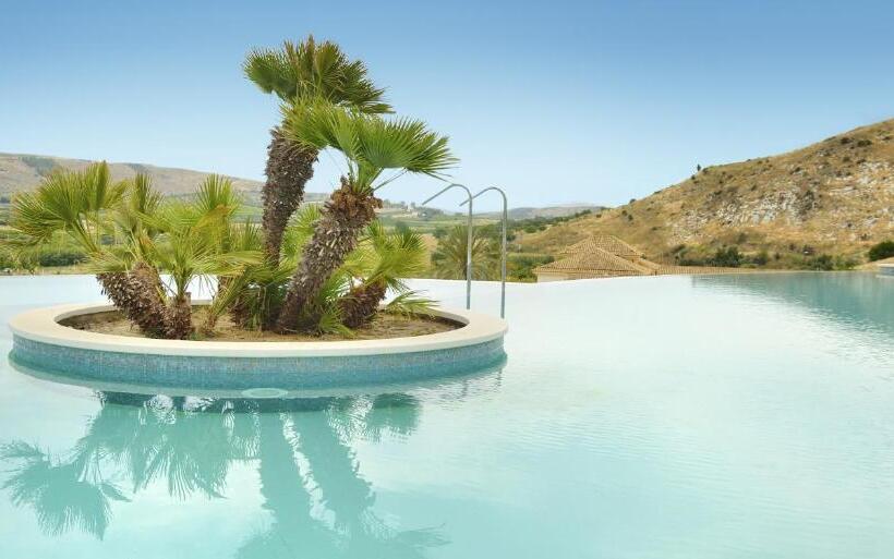 簡易ホテル Baglio Caruana Cantina & Relais