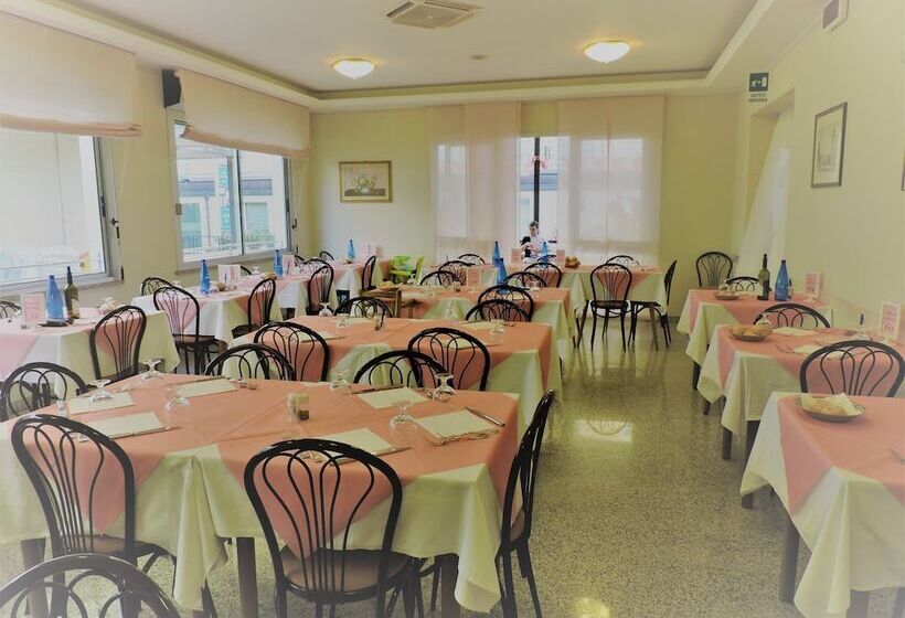 هتل Albergo Sabrina