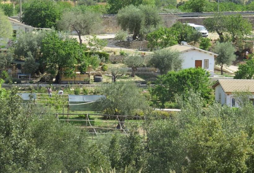 Отель Camping Fiori Di Noto