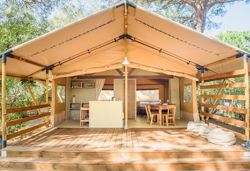 هتل Camping Maremma Sans Souci