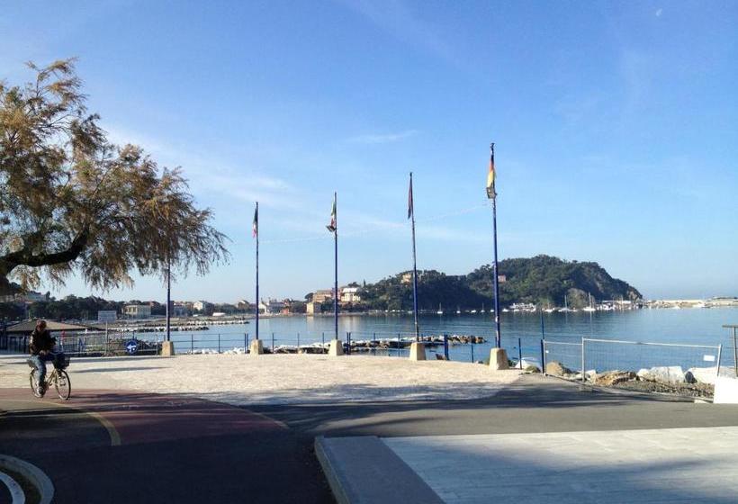 ホテル Giardino Al Mare