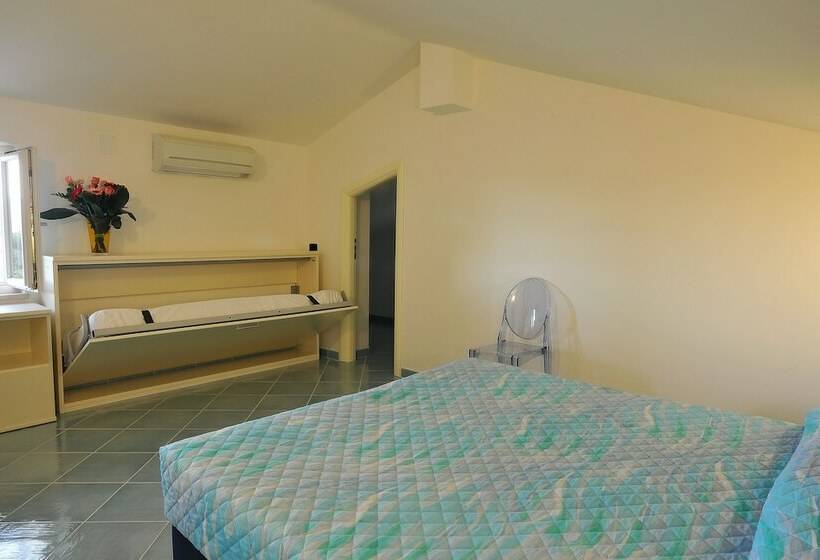 Отель Oliveto A Mare   Suite & Apartment