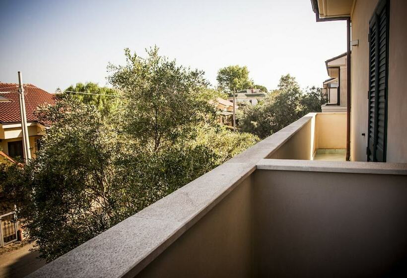 Отель Oliveto A Mare   Suite & Apartment