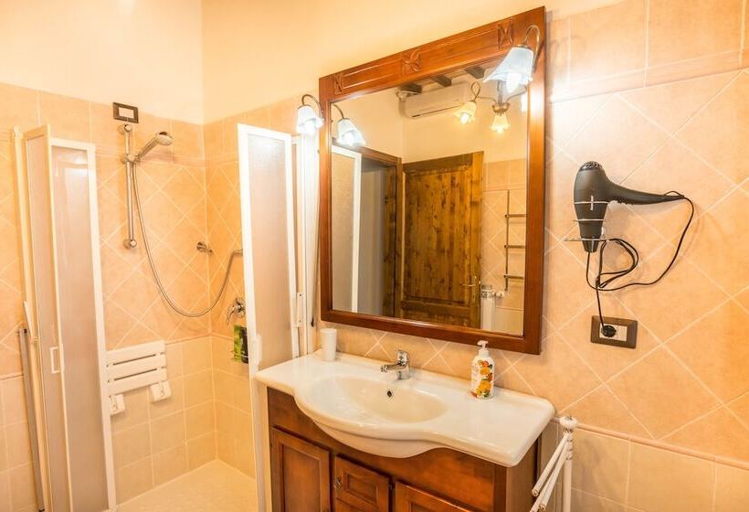 田舎風ホテル Agriturismo Cantagalli