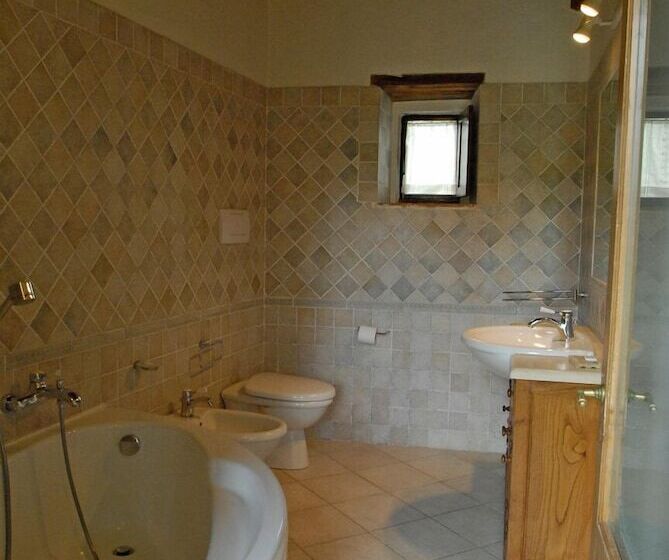 בית מלון כפרי Agriturismo I Moraioli