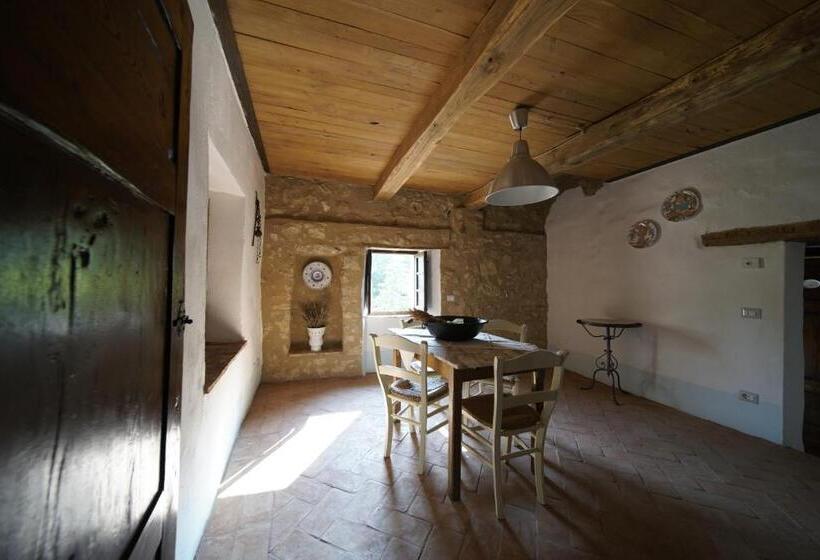 فندق ريفى Agriturismo La Colombella