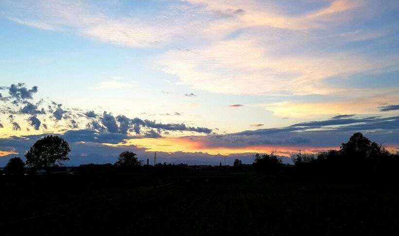 فندق ريفى Az.agr.cascina Moretta