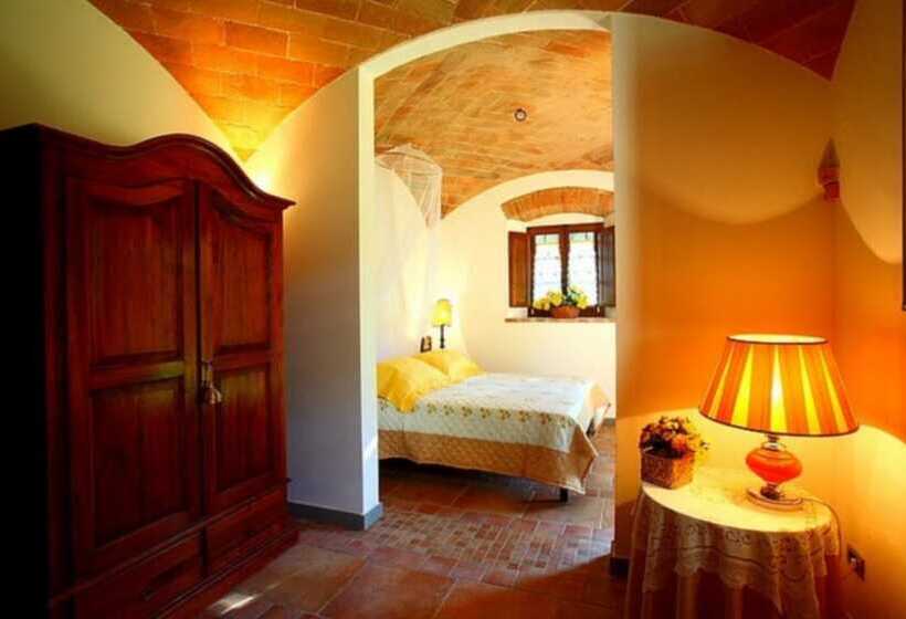 בית מלון כפרי Podere Lucignano Secondo Agriturismo