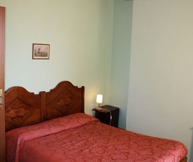 هتل روستایی Poggio Del Castagno