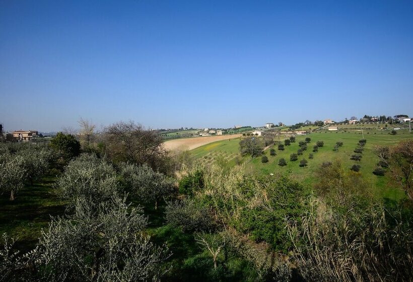 Lillananna Bed & Breakfast