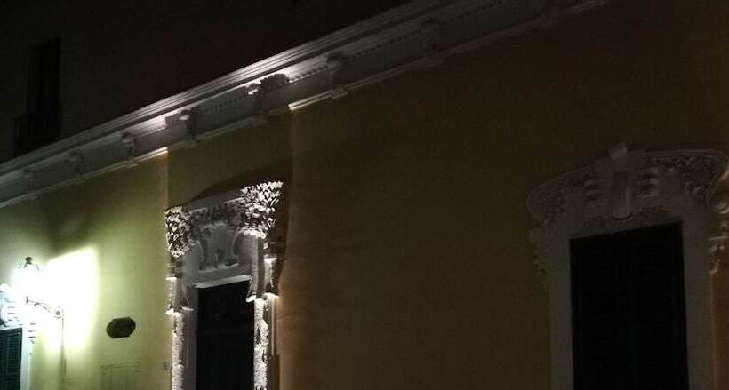 פנסיון Agorà Suites & Apartments