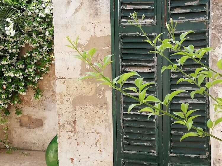 פנסיון Agorà Suites & Apartments