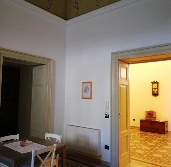 פנסיון Agorà Suites & Apartments