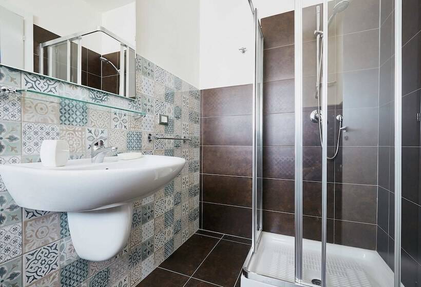 بنسيون Corte Dei Medici Palace