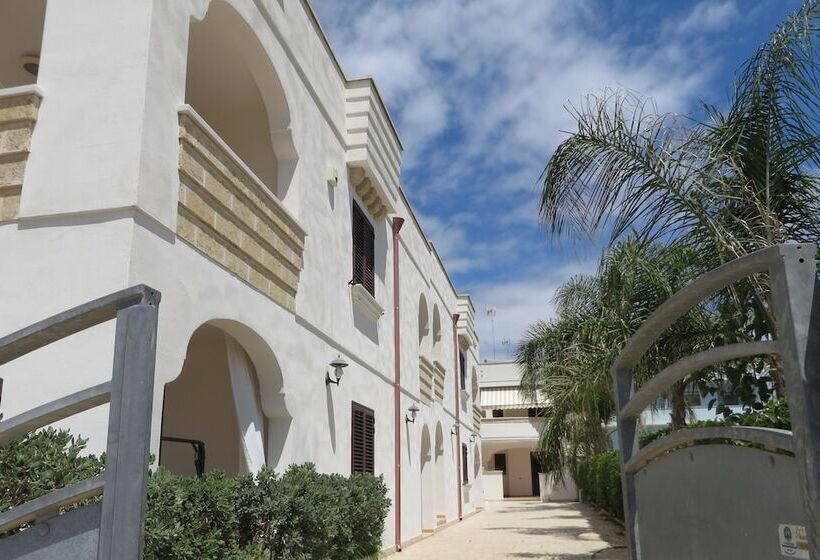 Residence Giglio Torre Pali