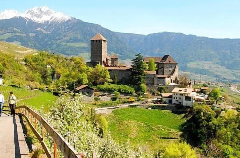 Отель Mair Am Turm