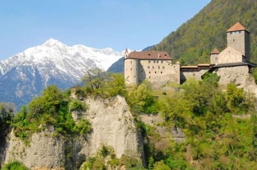 Отель Mair Am Turm