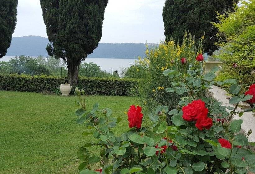 تختخواب و صبحانه Il Nido Del Falco