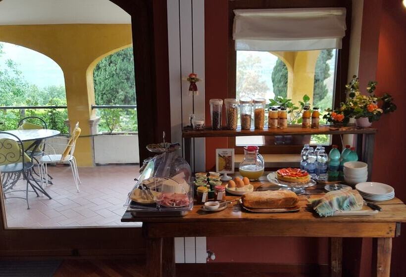 تختخواب و صبحانه Il Nido Del Falco