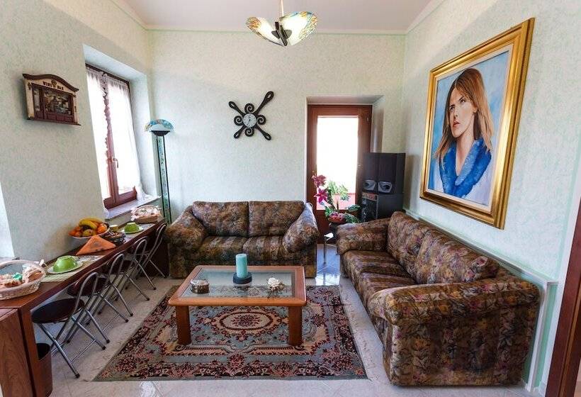 민박 L Aurora Viola