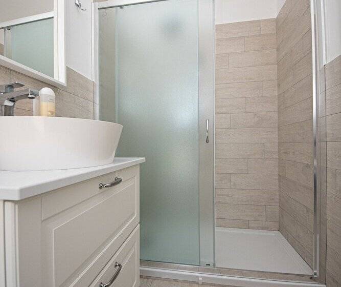 ベッドアンドブレックファースト Resort La Magnolia