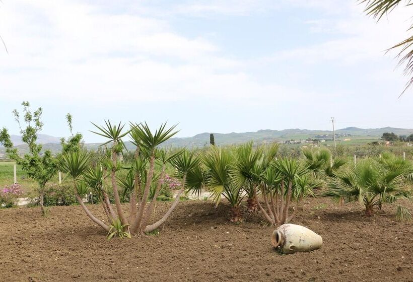 مبيت وإفطار Villa Delle Palme Delfina