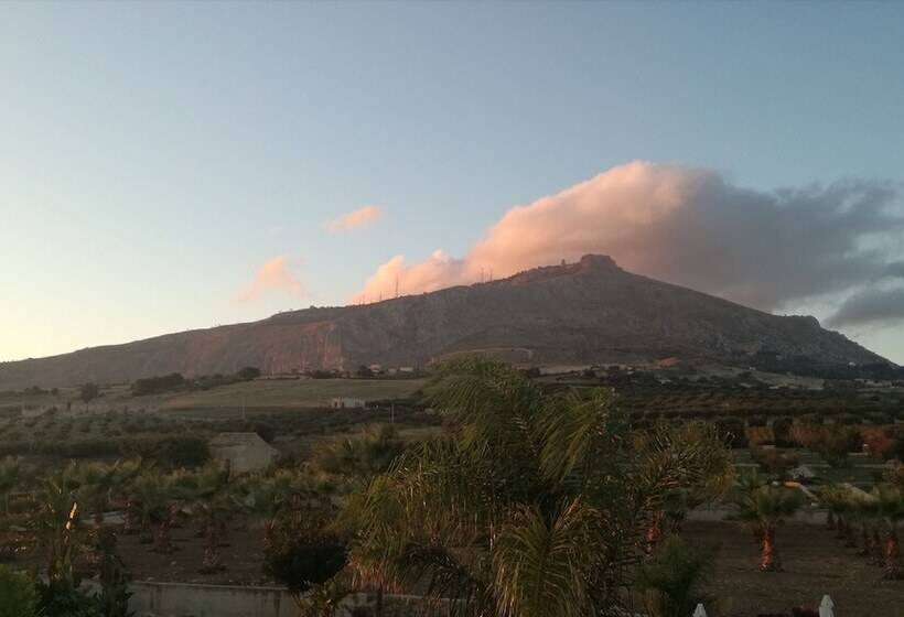 مبيت وإفطار Villa Delle Palme Delfina