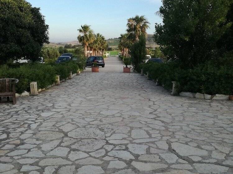 مبيت وإفطار Villa Delle Palme Delfina