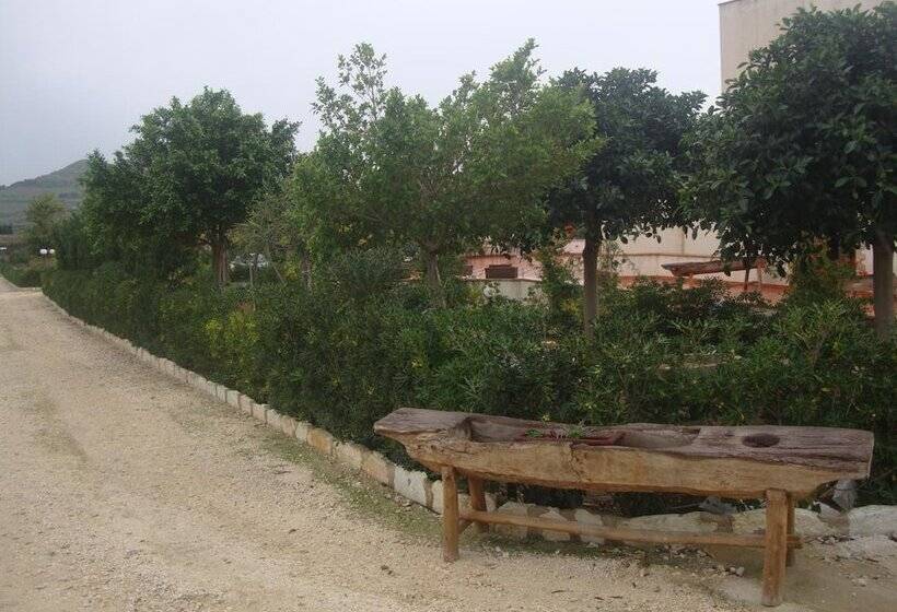 مبيت وإفطار Villa Delle Palme Delfina